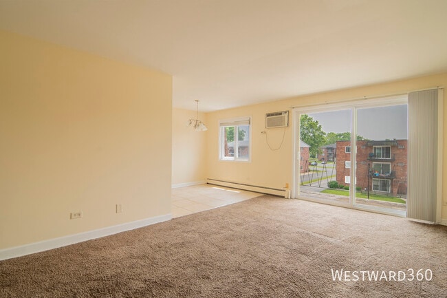 5720 W 128th St in Crestwood, IL - Building Photo - Building Photo