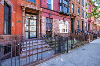 22 Macdonough St in Brooklyn, NY - Building Photo - Building Photo