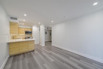 1800 NW 24th Ave in Miami, FL - Building Photo - Building Photo