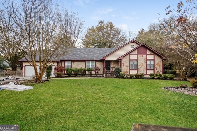 property at 3851 Sundowner Ct SE