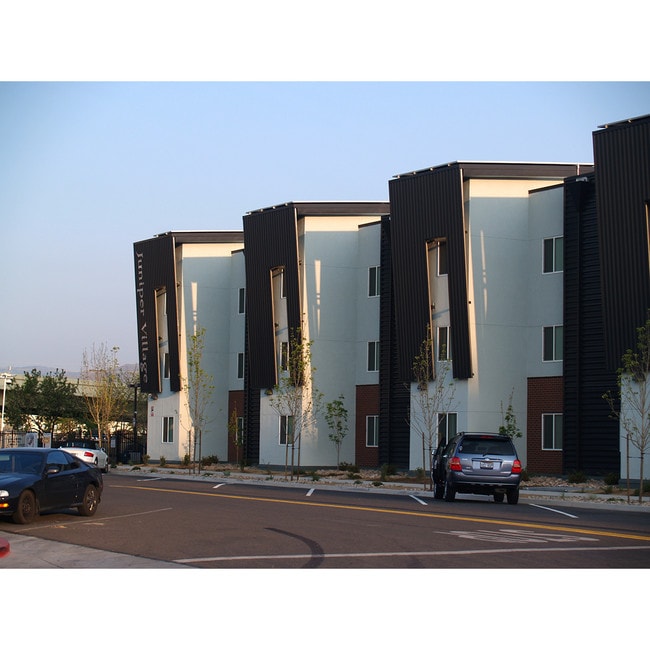 Juniper Village in Reno, NV - Building Photo - Building Photo