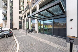 204 Burnhamthorpe Rd E in Mississauga, ON - Building Photo - Building Photo