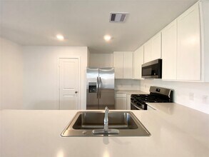 26735 Willow Ln in Katy, TX - Building Photo - Building Photo