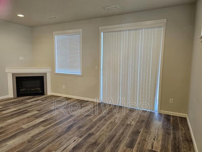 5724 NE 58th Way in Vancouver, WA - Building Photo - Building Photo