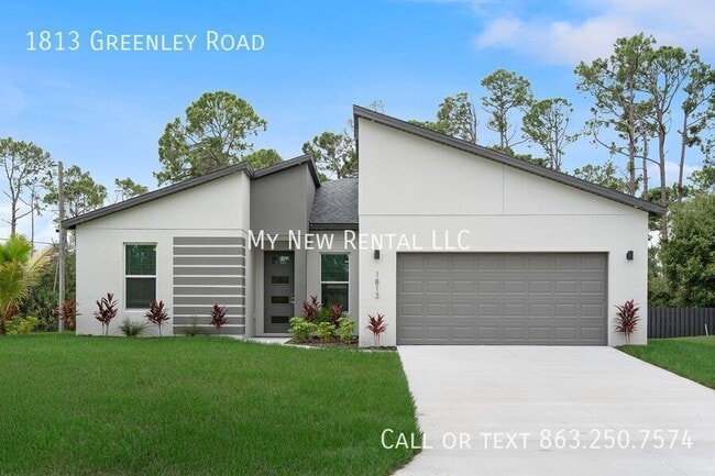 1813 Greenley Rd in North Port, FL - Building Photo - Building Photo