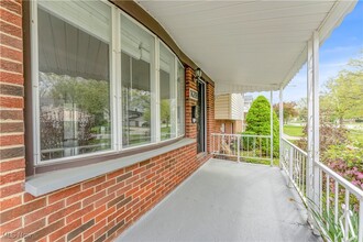 14208 Sheldon Blvd in Brook Park, OH - Building Photo - Building Photo