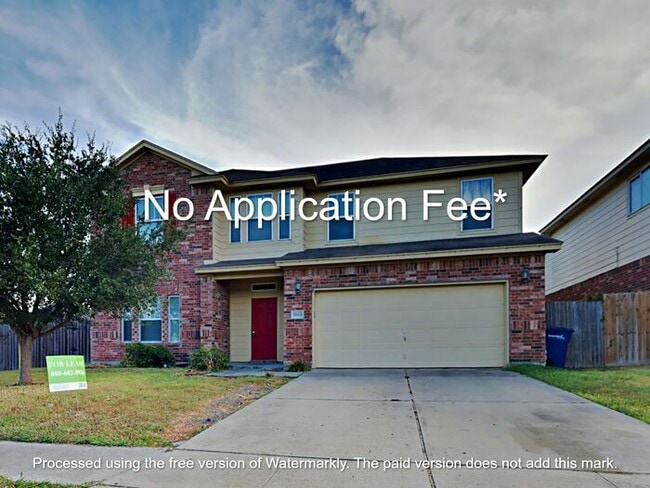5902 Tapestry Dr