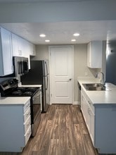 Creekview in Midvale, UT - Building Photo - Building Photo