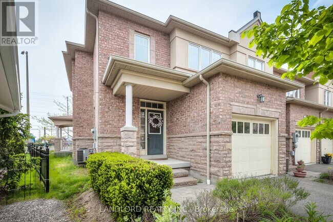 property at 993 Southdown Rd