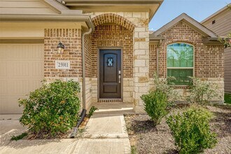 25911 Rustical Rd in Park Row, TX - Building Photo - Building Photo