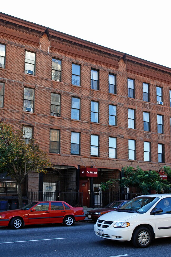 101 4th Ave in Brooklyn, NY - Foto de edificio - Building Photo