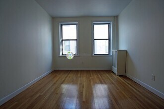 1131 Commonwealth Ave in Allston, MA - Building Photo - Building Photo