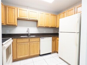 3256 NW 104th Ave in Coral Springs, FL - Building Photo - Building Photo