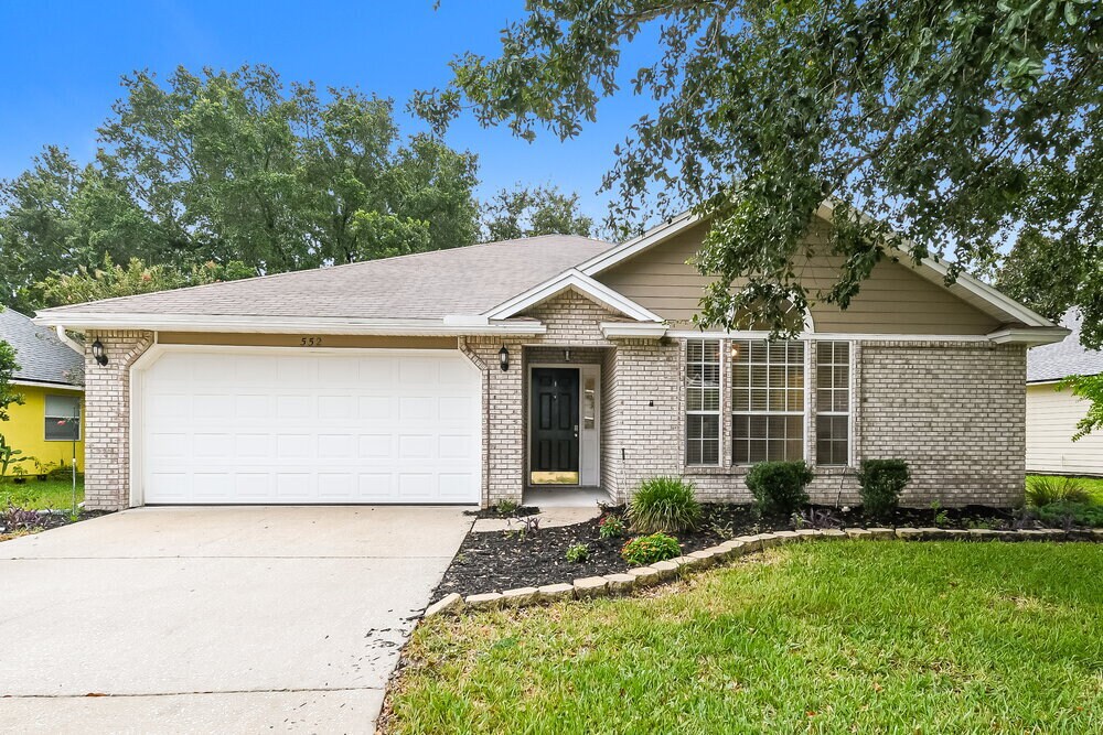 552 Sparrow Branch Cir in Jacksonville, FL - Building Photo