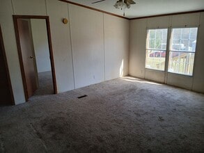 233 Flat Creek Ln in Blountville, TN - Building Photo - Building Photo