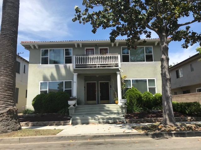 211 Mira Mar Ave in Long Beach, CA - Building Photo - Other