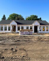 Argenta Townhomes LLC in Inver Grove Heights, MN - Building Photo