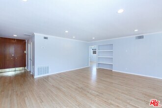 1539 Laurel Ave in Los Angeles, CA - Building Photo - Building Photo