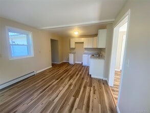 101 Randall St in Florida, NY - Building Photo - Building Photo