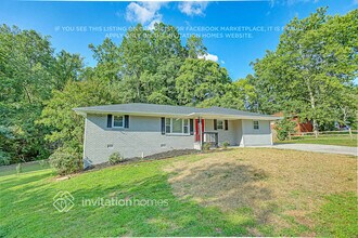 6030 Brookdale Ln SW in Mableton, GA - Foto de edificio - Building Photo