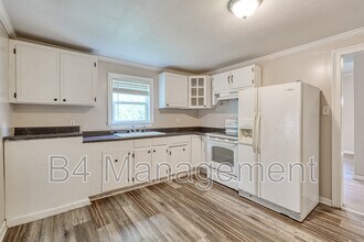 4 Foster St in Spartanburg, SC - Building Photo - Building Photo