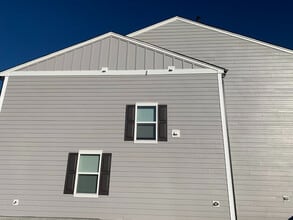 Room in Townhome on Preveza Pl in Raleigh, NC - Building Photo - Building Photo