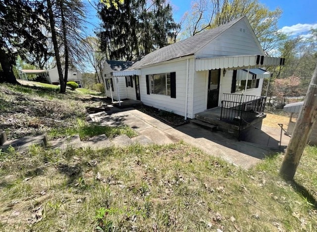 property at 7 Birch Ln
