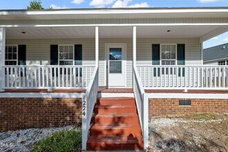 1224 Grovewood Dr in Clayton, NC - Building Photo - Building Photo