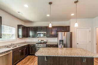 905 Stolls Ln in Knightdale, NC - Building Photo - Building Photo