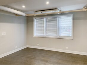 1813 W Winona St, Unit 1921 -1931-G in Chicago, IL - Building Photo - Building Photo