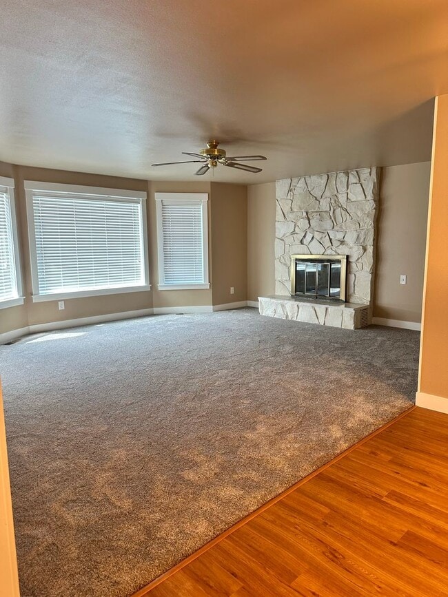 5776 Nakat Way in Blaine, WA - Building Photo - Building Photo