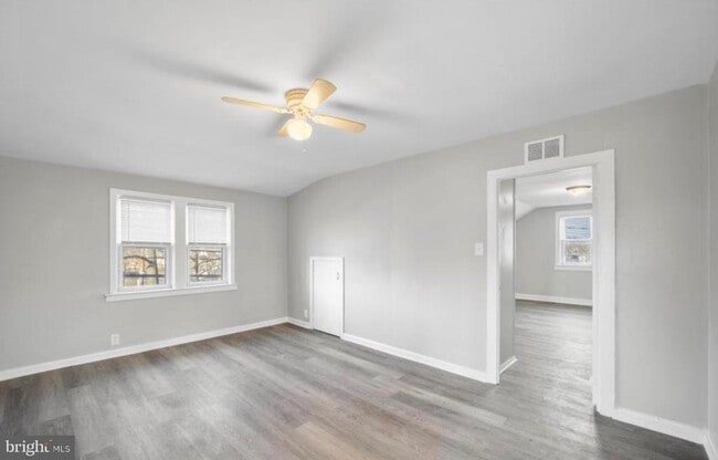 124 Stiles Ave in Maple Shade, NJ - Building Photo - Building Photo