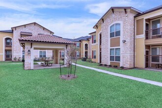 2601 S Border Ave in Weslaco, TX - Building Photo - Building Photo