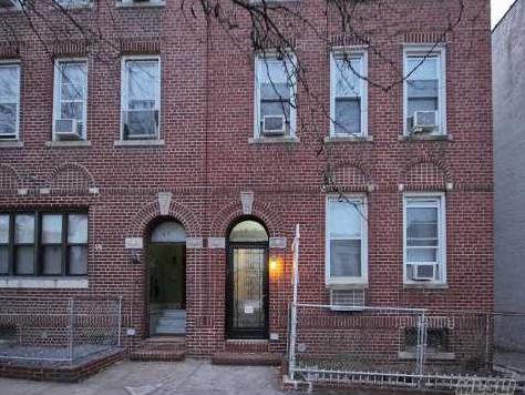 4316 58th St in Woodside, NY - Building Photo