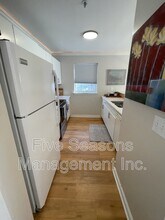 352 Hildred Dr in Burlington, VT - Building Photo - Building Photo