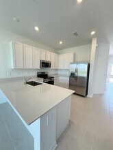 2633 Skyline Lp in Kissimmee, FL - Building Photo - Building Photo