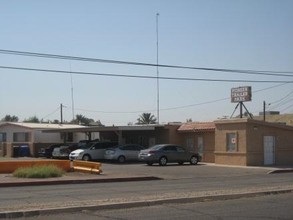 Pioneer Park in El Centro, CA - Building Photo - Building Photo