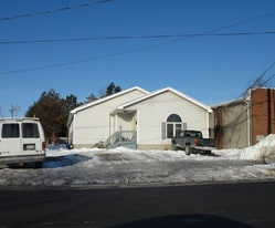 11 Viall Ave in Mechanicville, NY - Building Photo