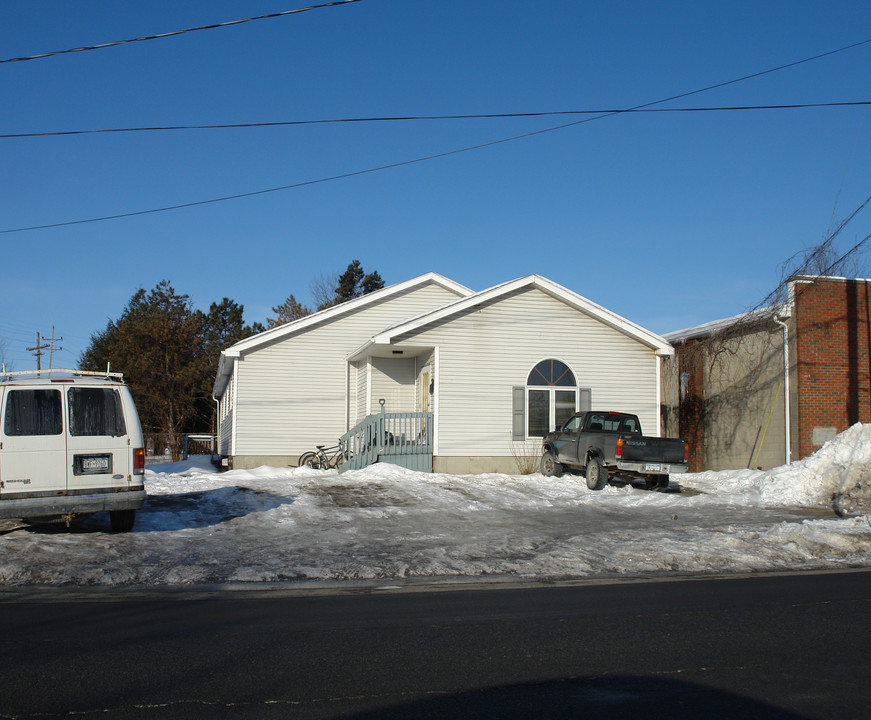 11 Viall Ave in Mechanicville, NY - Building Photo