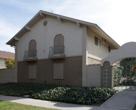 Casa De Jerardo in Riverside, CA - Building Photo - Building Photo