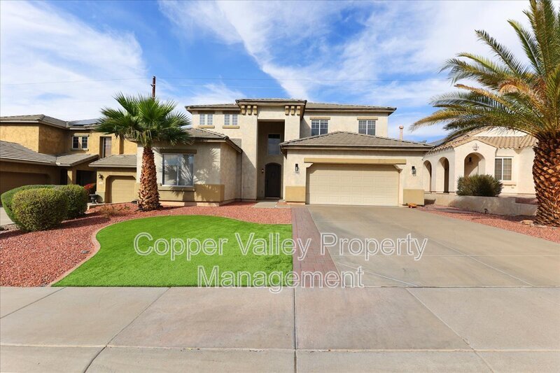 10600 W Alex Ave in Peoria, AZ - Foto de edificio