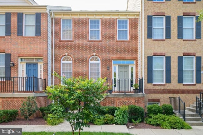7687 Elmcrest Rd in Severn, MD - Foto de edificio - Building Photo