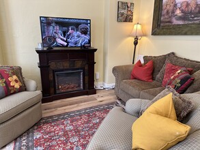 486-1 E 3rd Ave, Unit 486 E 3rd Ave Apt 1-C in Salt Lake City, UT - Foto de edificio - Building Photo