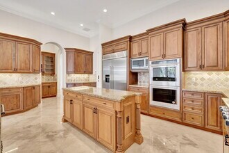 953 Banyan Dr in Delray Beach, FL - Building Photo - Building Photo