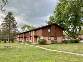 Root River Apartments in Greendale, WI - Building Photo