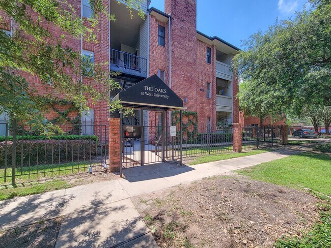property at 4041 Drake St