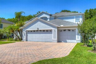 5103 Ashcrest Ct in Tampa, FL - Building Photo