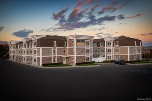 190 Fulton St in Farmingdale, NY - Building Photo