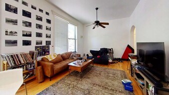 2919 N Mildred Ave in Chicago, IL - Building Photo