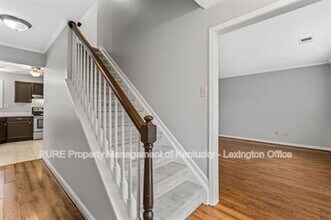 872 Burkewood Dr in Lexington, KY - Building Photo - Building Photo